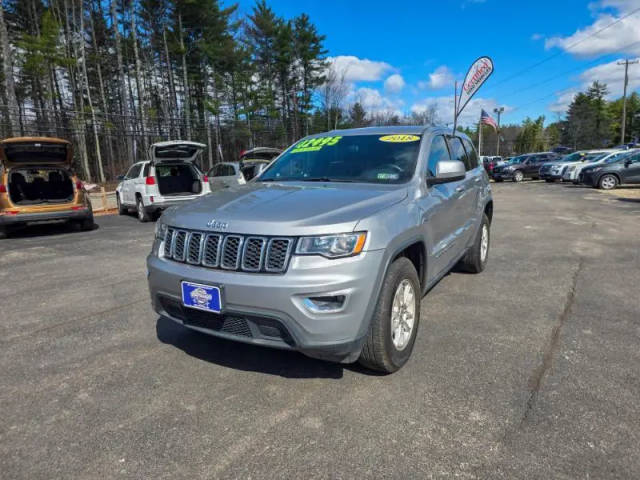 2018 Jeep Grand Cherokee Laredo E 4WD photo