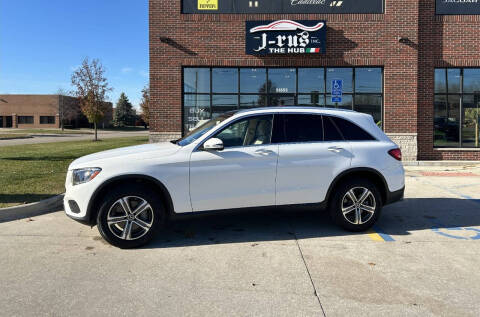 2018 Mercedes-Benz GLC-Class GLC 300 AWD photo