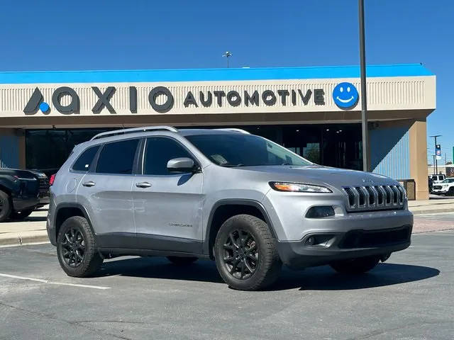 2018 Jeep Cherokee Latitude 4WD photo