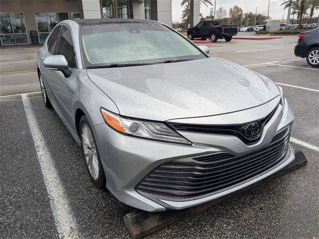 2018 Toyota Camry XLE FWD photo