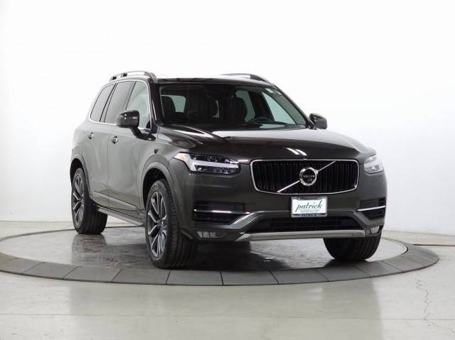 2018 Volvo XC90 Momentum AWD photo