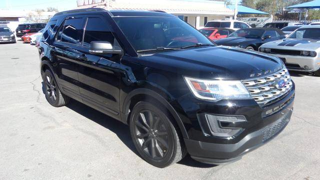 2017 Ford Explorer XLT FWD photo