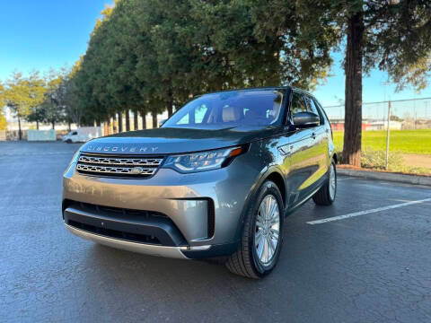 2017 Land Rover Discovery HSE Luxury 4WD photo
