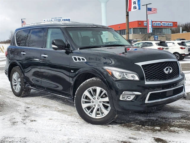 2017 Infiniti QX80  4WD photo