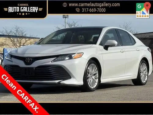 2018 Toyota Camry XLE V6 FWD photo