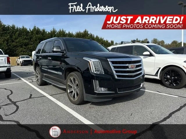 2018 Cadillac Escalade Luxury 4WD photo