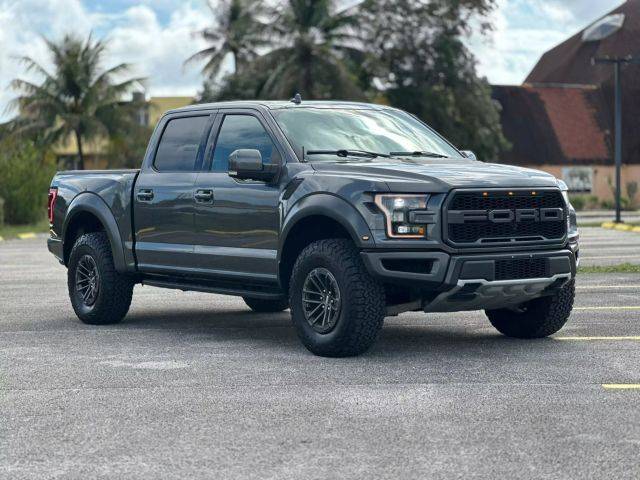 2018 Ford F-150 Raptor 4WD photo