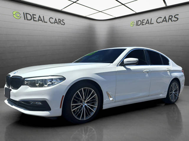 2018 BMW 5 Series 540i RWD photo