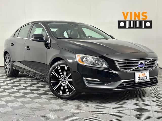2018 Volvo S60 Inscription AWD photo