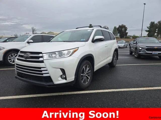 2017 Toyota Highlander XLE AWD photo