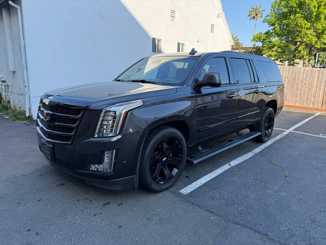 2018 Cadillac Escalade ESV Premium Luxury 4WD photo