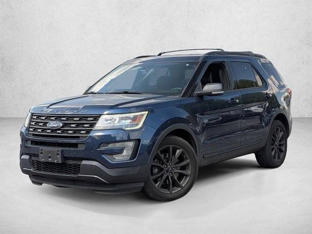 2017 Ford Explorer XLT 4WD photo
