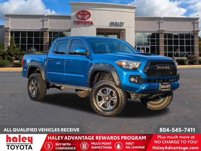 2017 Toyota Tacoma TRD Sport 4WD photo