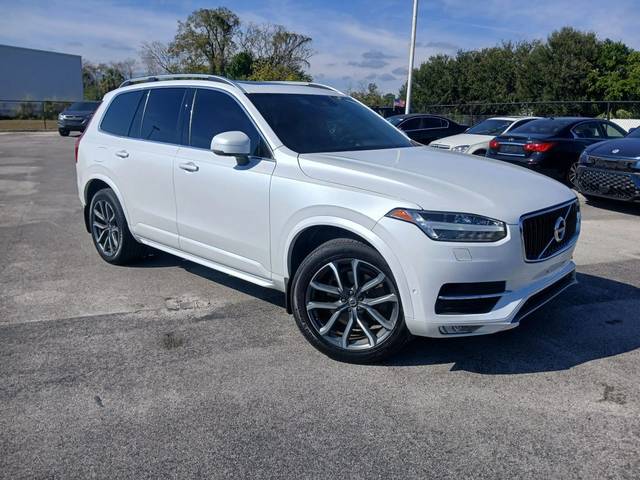 2018 Volvo XC90 Momentum AWD photo