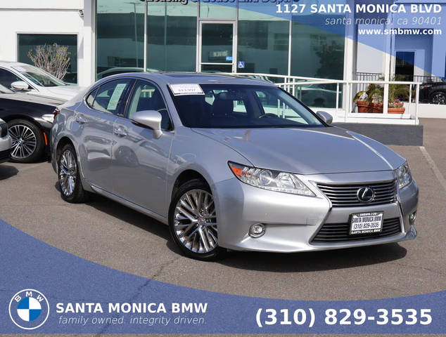 2015 Lexus ES  FWD photo