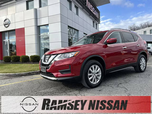 2017 Nissan Rogue SV AWD photo