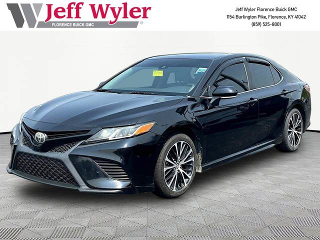 2018 Toyota Camry SE FWD photo