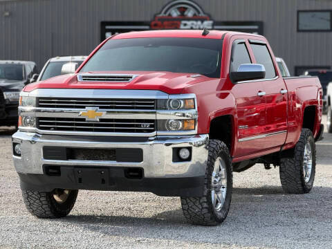 2018 Chevrolet Silverado 2500HD LTZ 4WD photo