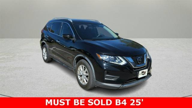 2017 Nissan Rogue SV FWD photo