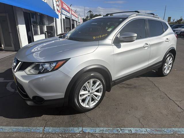 2017 Nissan Rogue Sport SV AWD photo