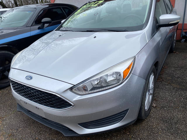 2017 Ford Focus SE FWD photo