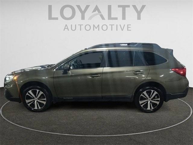 2018 Subaru Outback Limited AWD photo