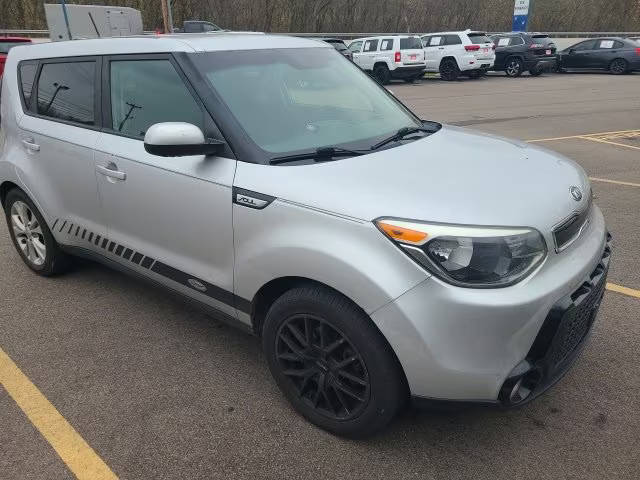 2016 Kia Soul + FWD photo