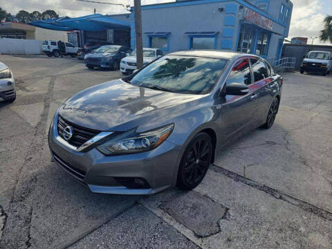 2017 Nissan Altima 2.5 SR FWD photo