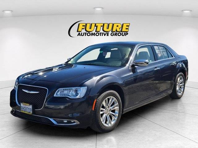 2016 Chrysler 300 300C RWD photo