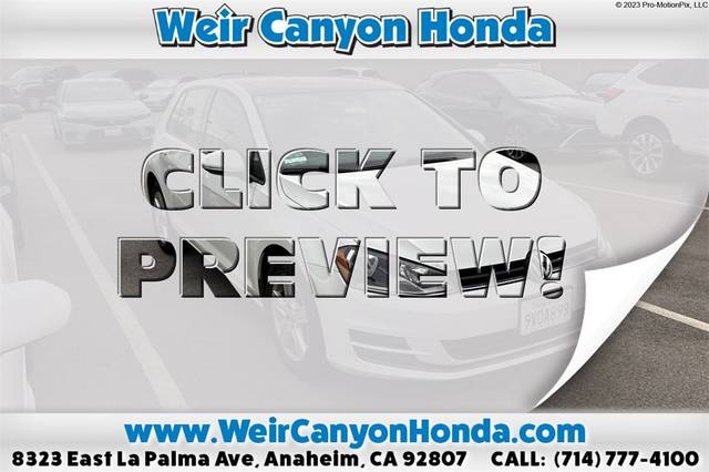 2017 Volkswagen Golf Wolfsburg Edition FWD photo