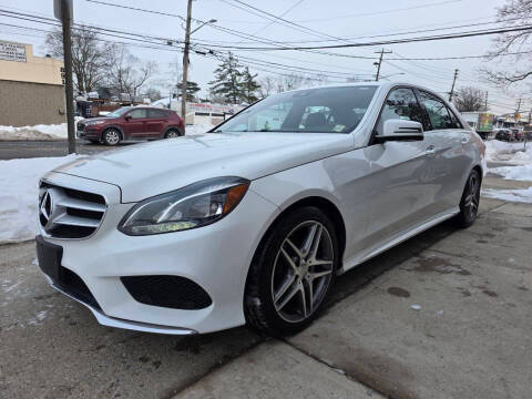 2015 Mercedes-Benz E-Class E 350 Sport RWD photo