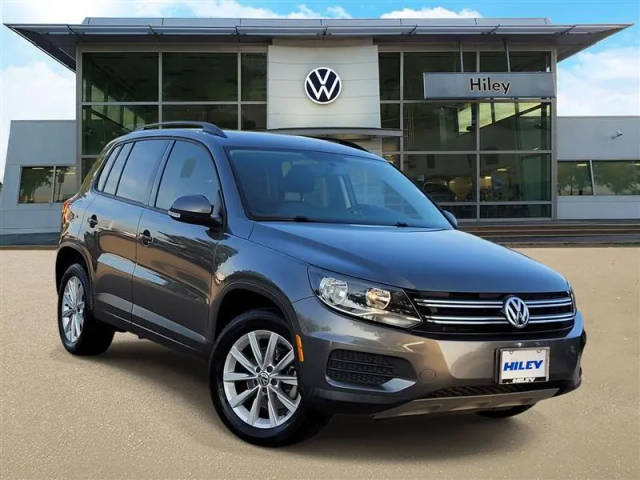 2017 Volkswagen Tiguan AWD photo