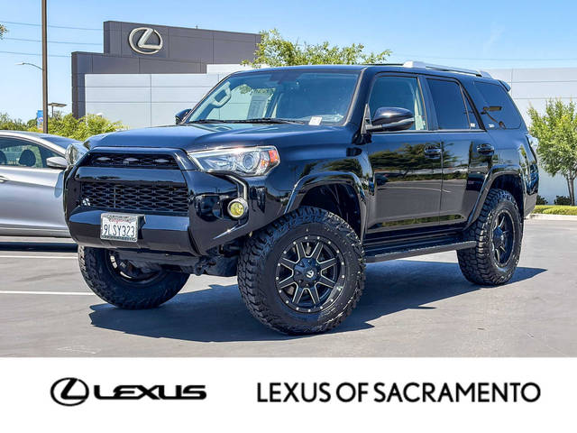 2018 Toyota 4Runner SR5 Premium 4WD photo