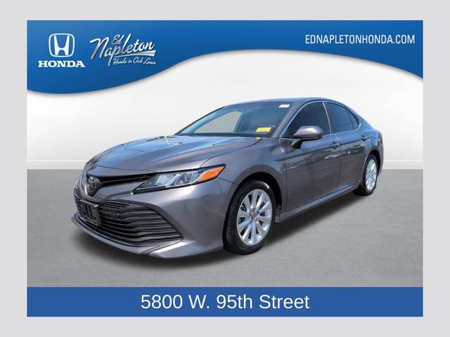 2018 Toyota Camry LE FWD photo