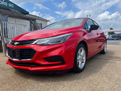 2017 Chevrolet Cruze LT FWD photo