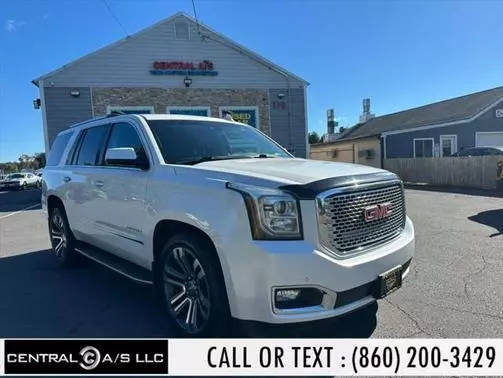 2017 GMC Yukon Denali 4WD photo