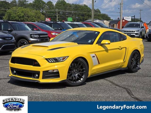 2017 Ford Mustang GT Premium RWD photo