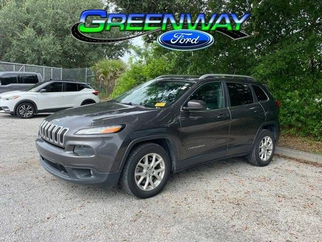 2018 Jeep Cherokee Latitude Plus FWD photo