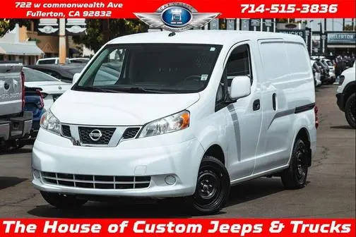 2017 Nissan NV200 SV FWD photo