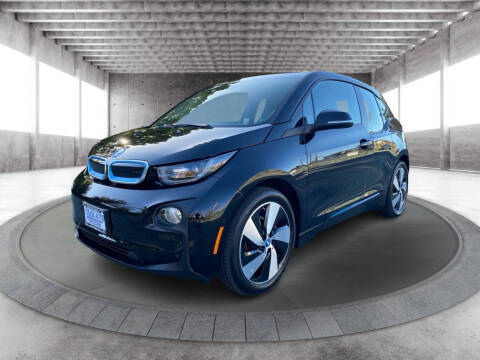 2017 BMW i3  RWD photo