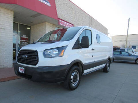 2017 Ford Transit Van  RWD photo