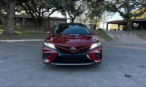 2018 Toyota Camry XSE V6 FWD photo