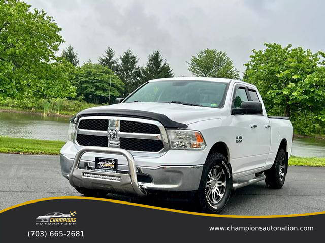 2017 Ram 1500 SLT 4WD photo