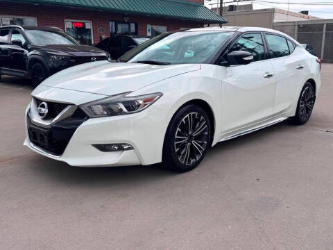 2017 Nissan Maxima Platinum FWD photo