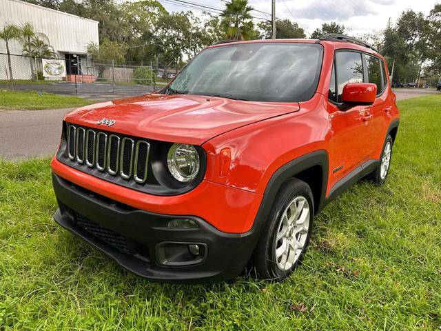 2017 Jeep Renegade Latitude FWD photo