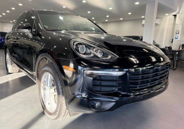 2018 Porsche Cayenne AWD photo