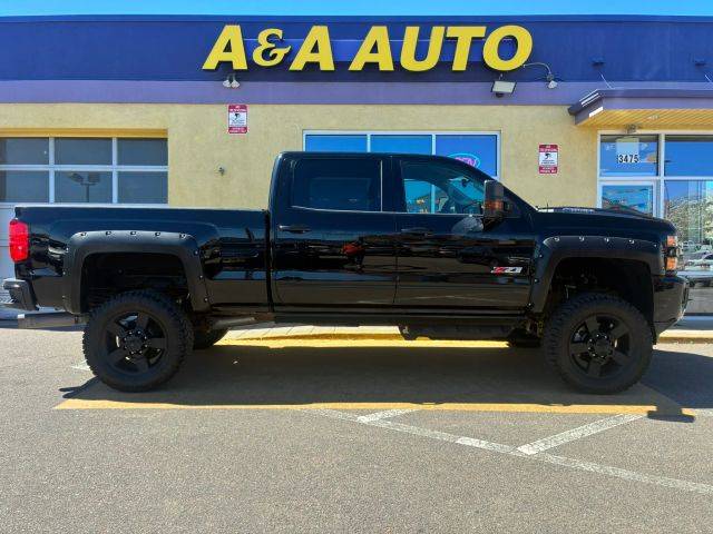 2018 Chevrolet Silverado 2500HD LTZ 4WD photo