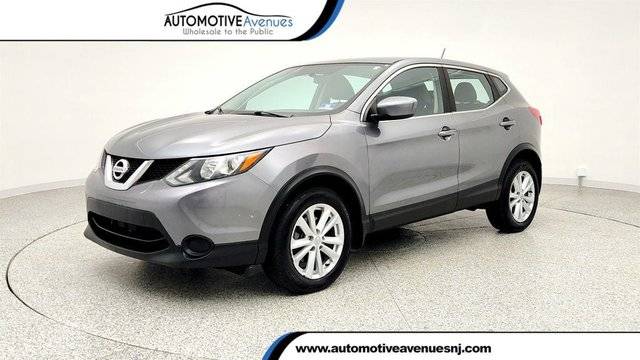 2017 Nissan Rogue Sport S AWD photo