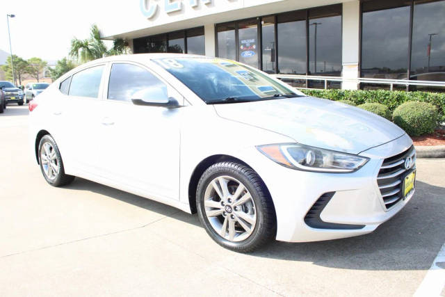 2018 Hyundai Elantra SEL FWD photo