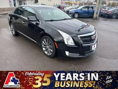 2017 Cadillac XTS Luxury FWD photo
